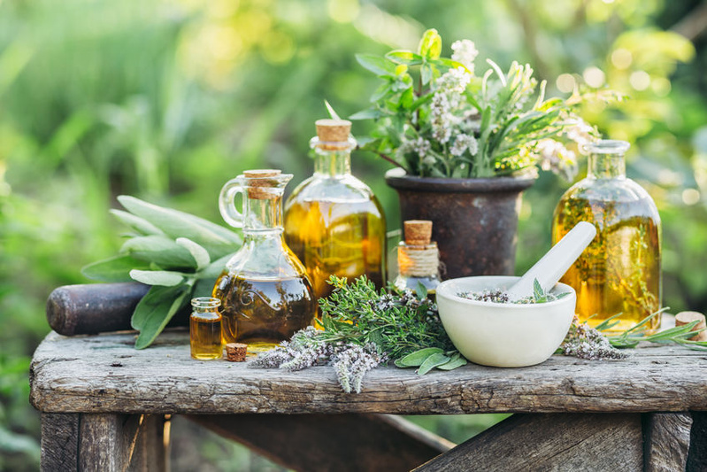 Aromathérapie et Phytothérapie : Les Clés pour Vivre Longtemps en Bonne Santé Aromathérapie et Phytothérapie : Les Clés pour Vivre Longtemps en Bonne Santé