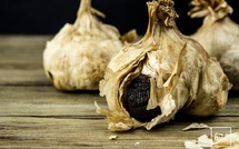 L'Ail NOIR, antioxydant contre : Arthrose, diabète, infections, vieillesse prématurée L'Ail NOIR, antioxydant contre : Arthrose, diabète, infections, vieillesse prématurée